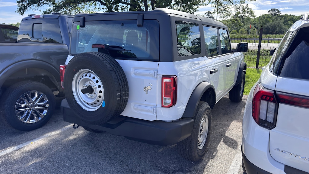 New 2026 Ford Bronco Base SUV