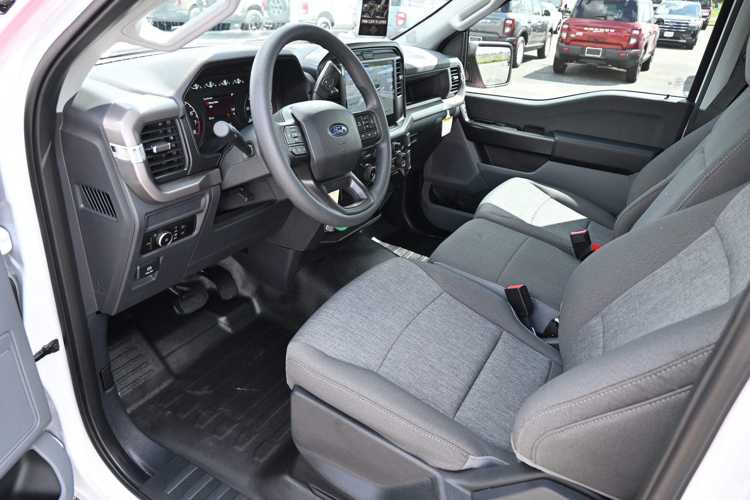 2026 Ford F-150 XL - Photo 13