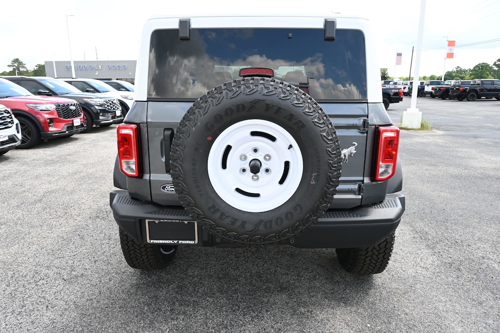 New 2026 Ford Bronco Heritage Edition SUV