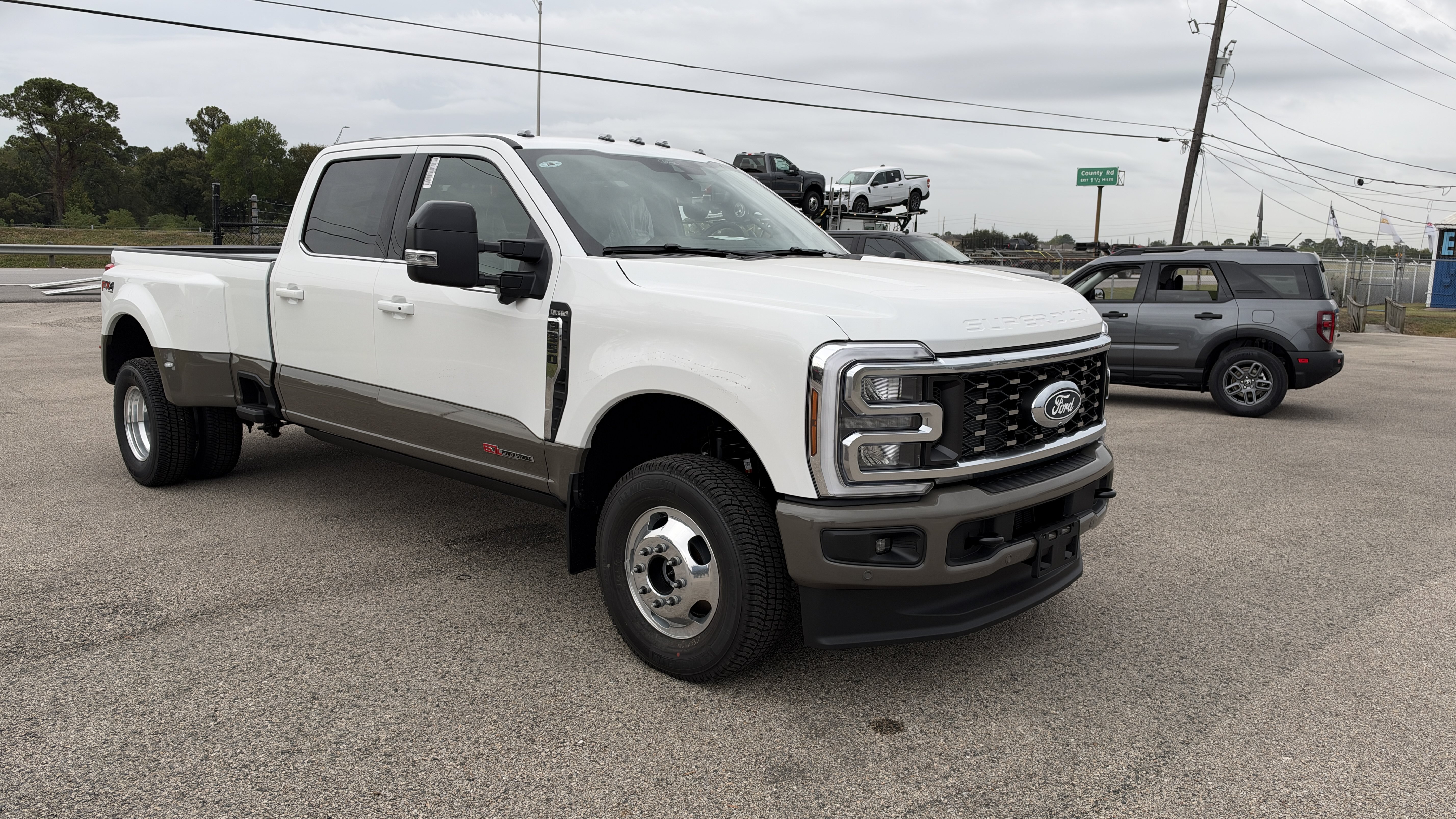 2027 Ford F-350 Truck Crew Cab