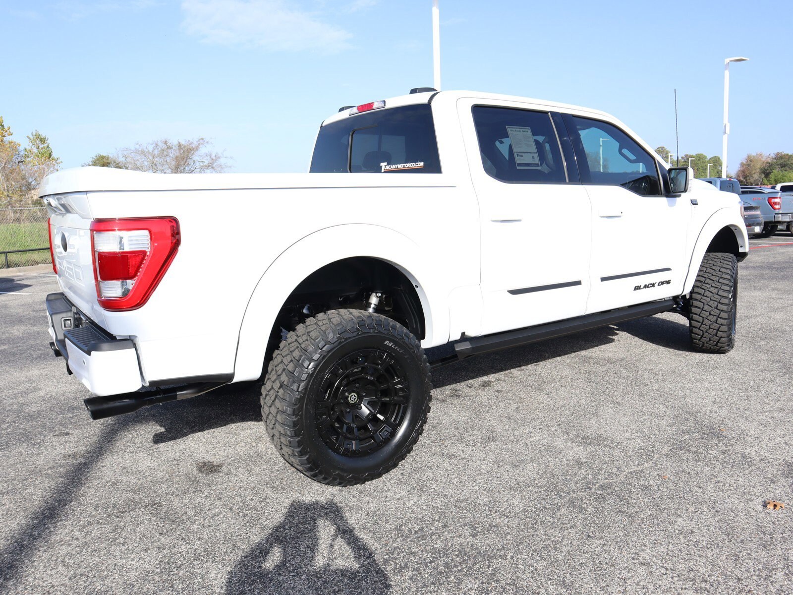 2023 Ford F-150 photo 2