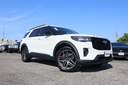 2025 Ford Explorer ST SUV