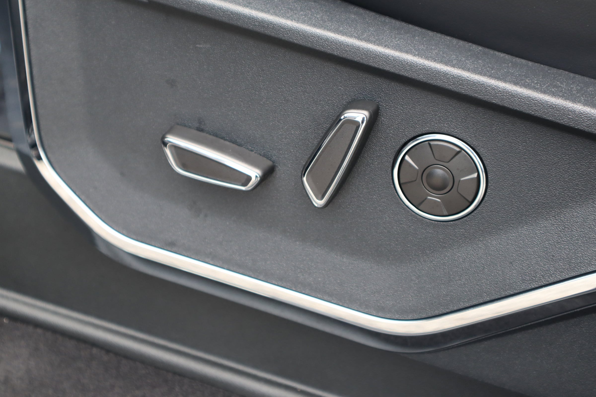 2025 Ford F-150 Platinum - Photo 36