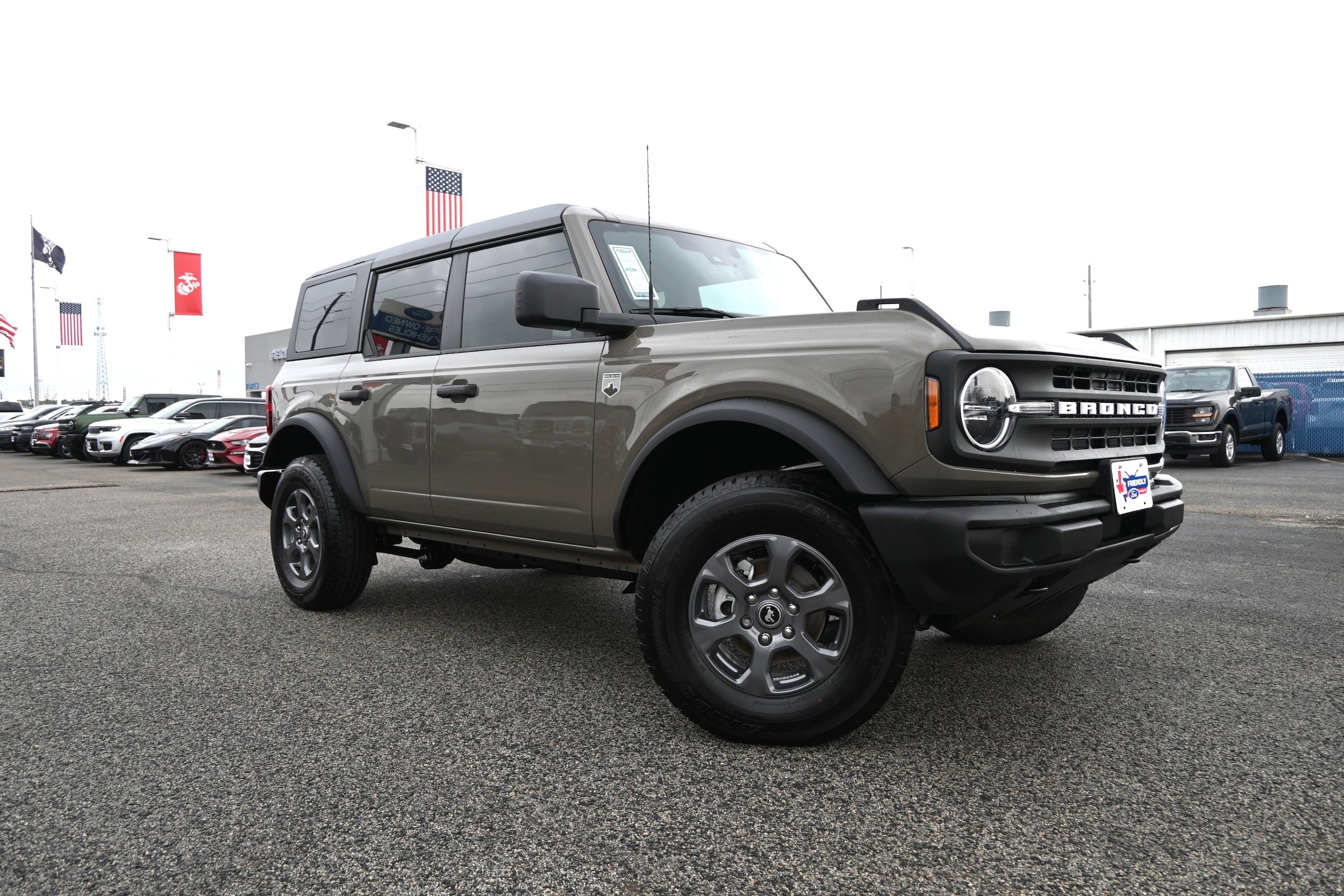 2025 Ford Bronco 4-Door Big Bend's photo