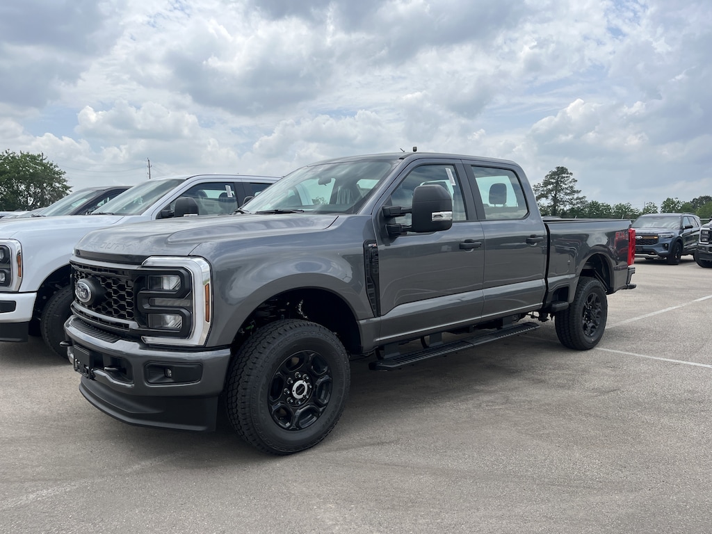 New 2026 Ford F-250 XL Truck Crew Cab