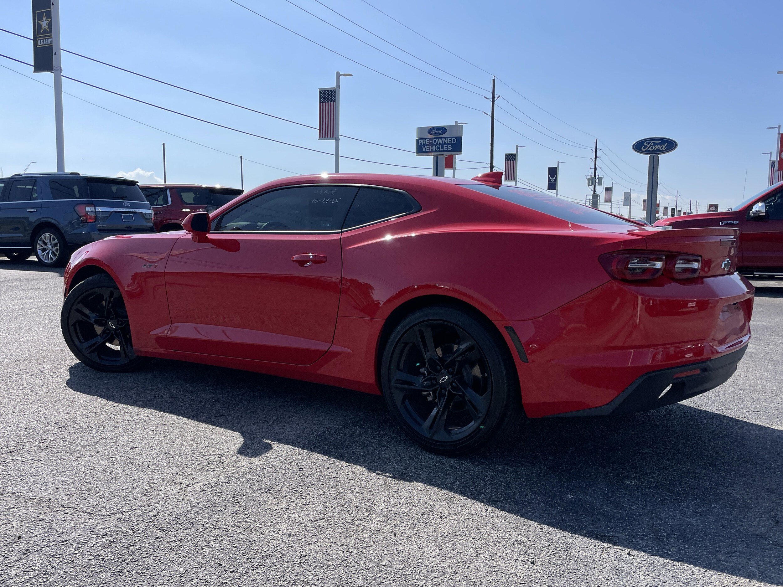 2021 Chevrolet Camaro Coupe photo 3