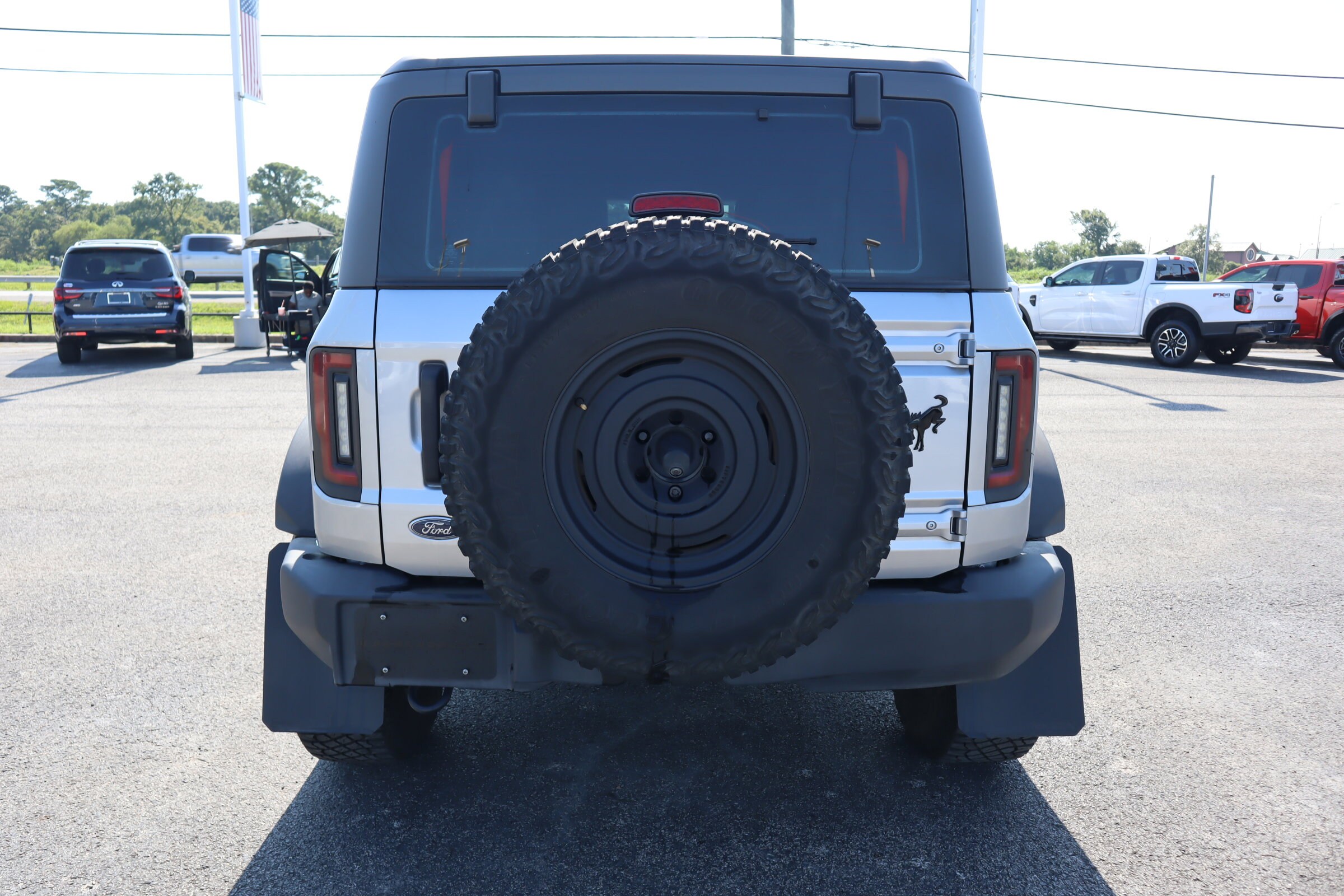 2023 Ford Bronco Base Big Bend Black Diamond Outer Banks Badlands Wildtrak photo 4