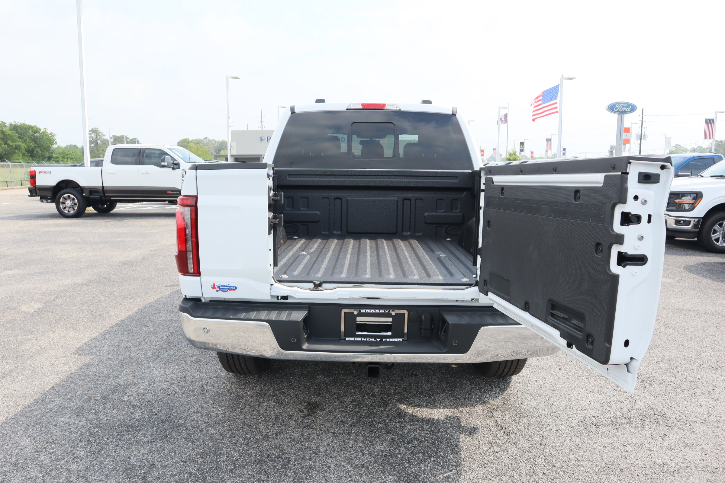 2025 Ford F-150 Lariat - Photo 6