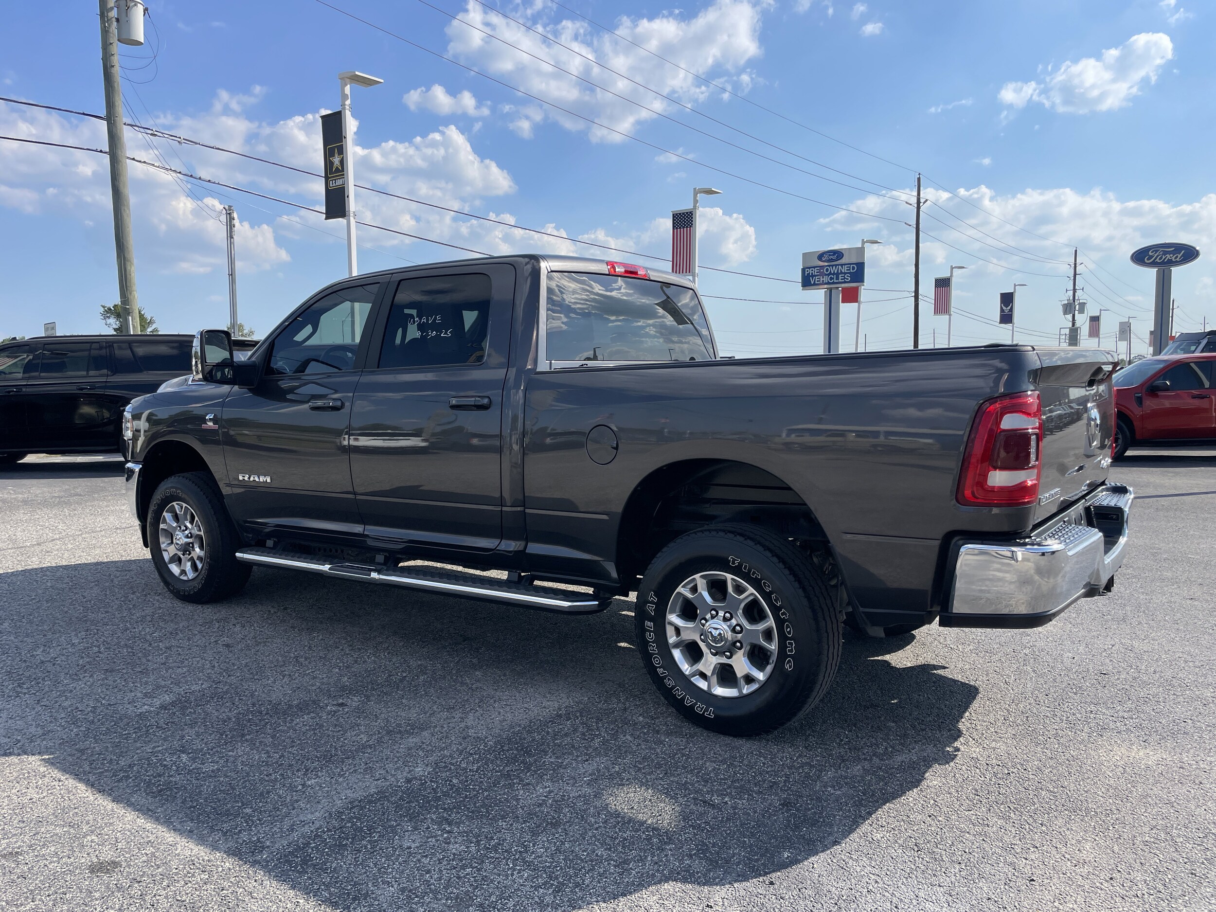 2024 Ram 2500 Laramie photo 3