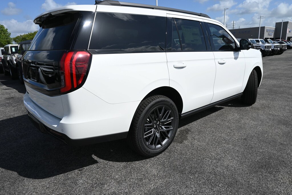 New 2027 Ford Expedition Platinum SUV