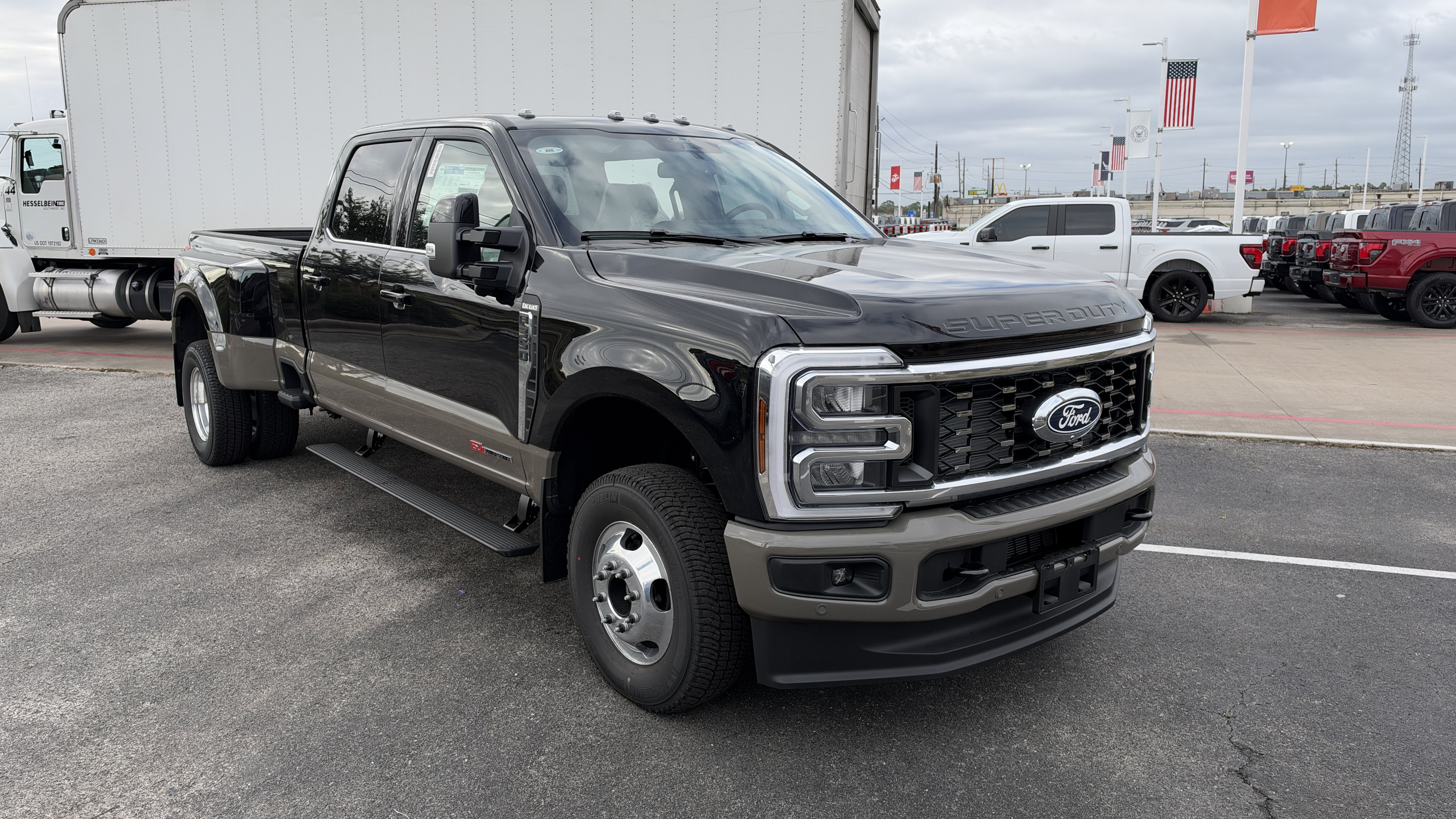 New 2027 Ford F-350 Truck Crew Cab