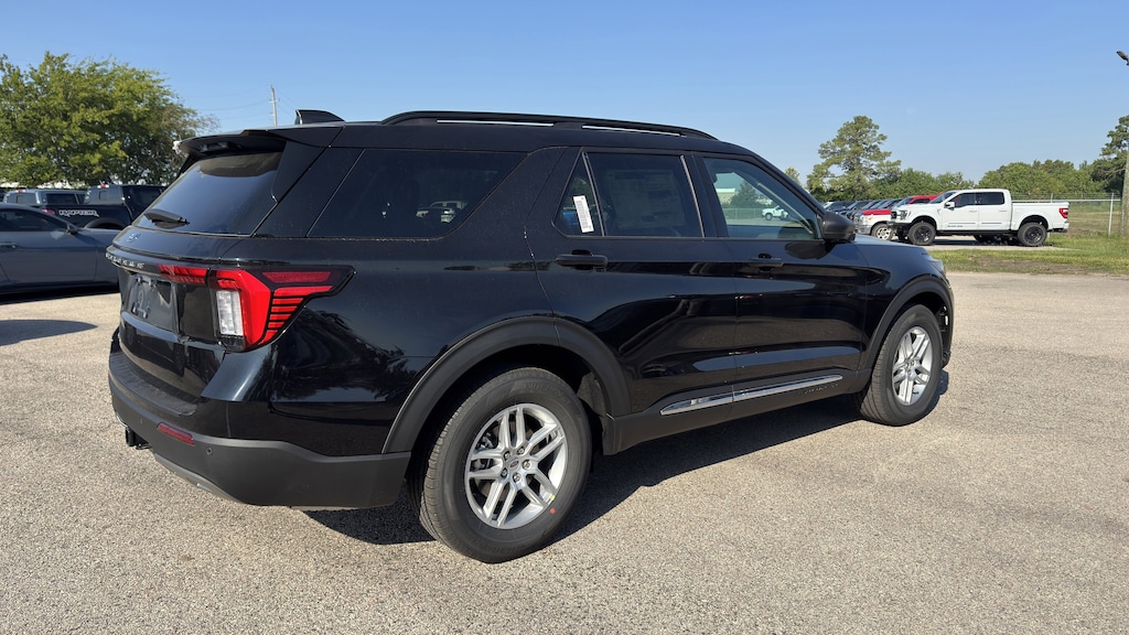 New 2025 Ford Explorer Active SUV