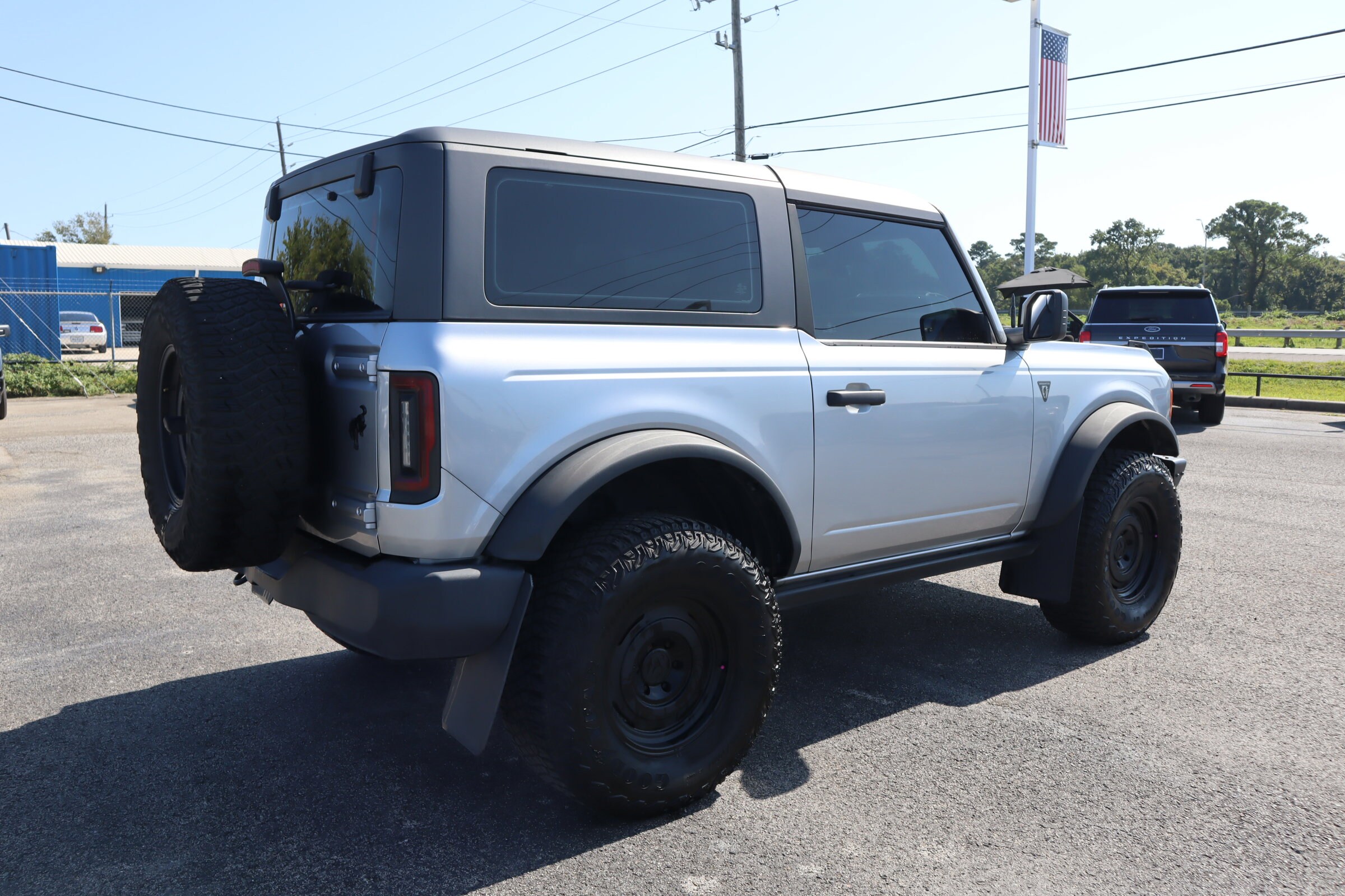 2023 Ford Bronco Base Big Bend Black Diamond Outer Banks Badlands Wildtrak photo 3