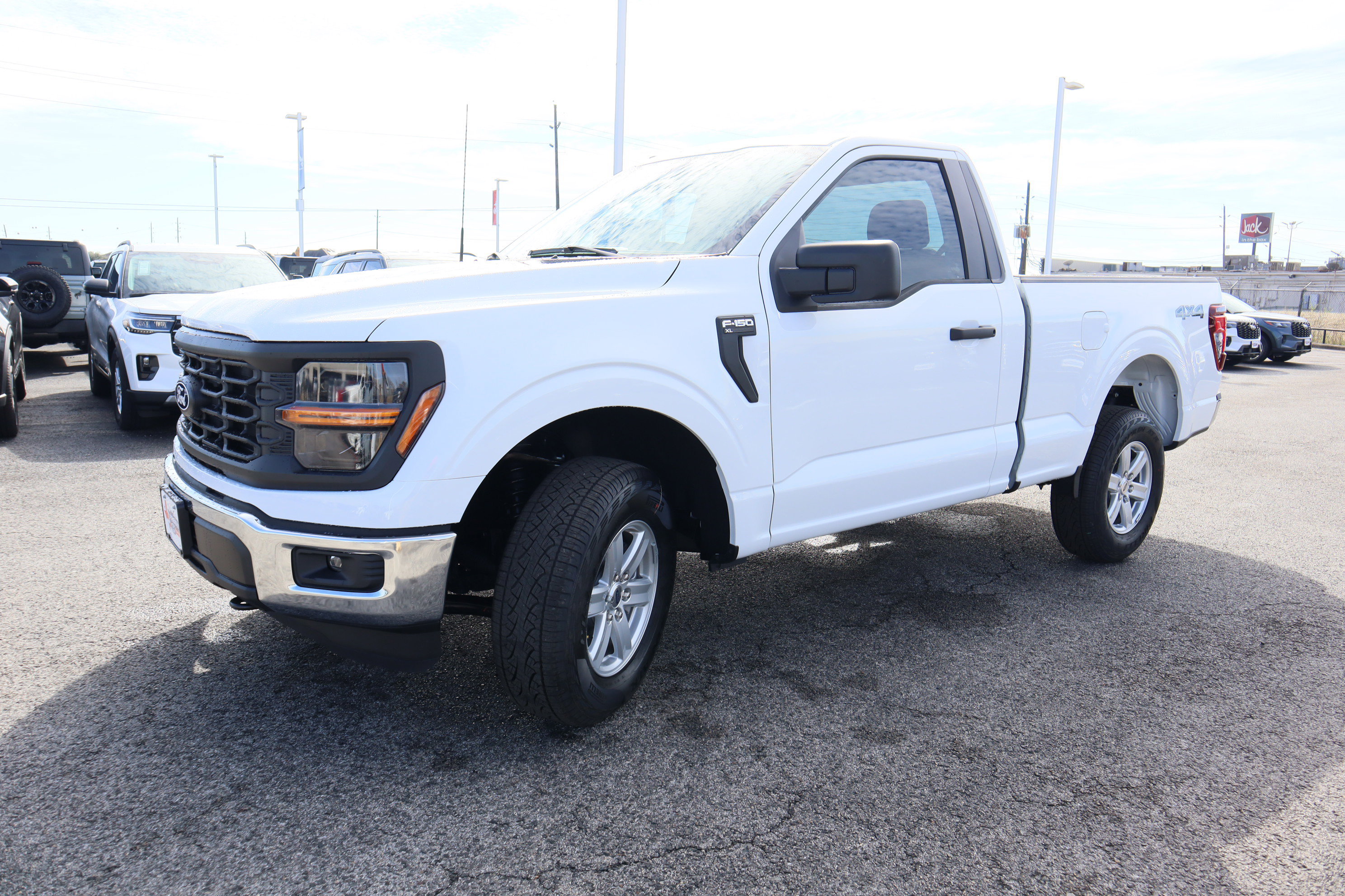 2026 Ford F-150 XL - Photo 8