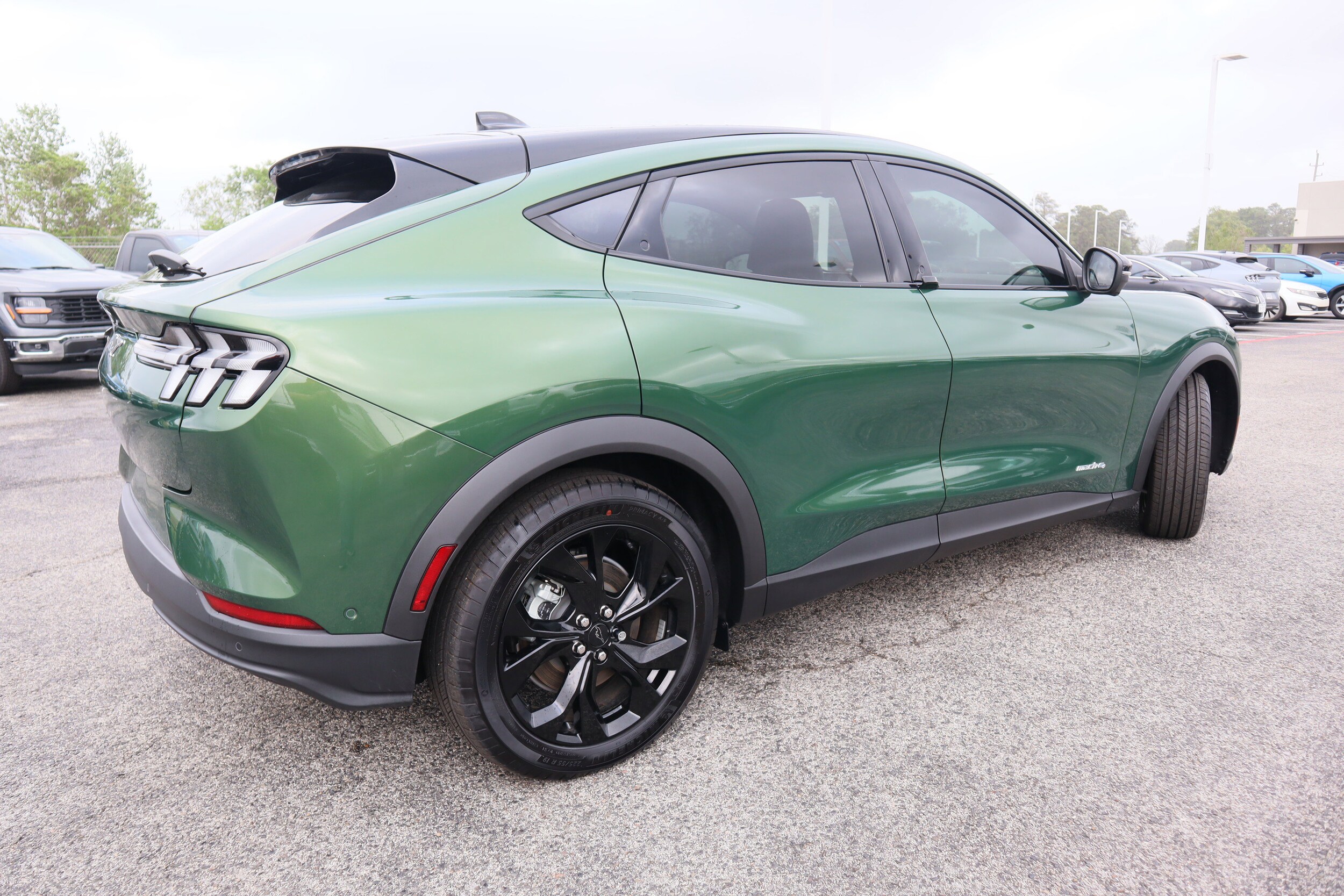 2024 Ford Mustang Mach-E Select photo 2