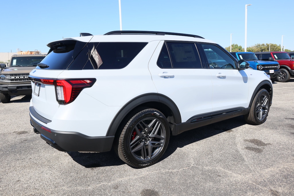 New 2026 Ford Explorer ST-Line SUV