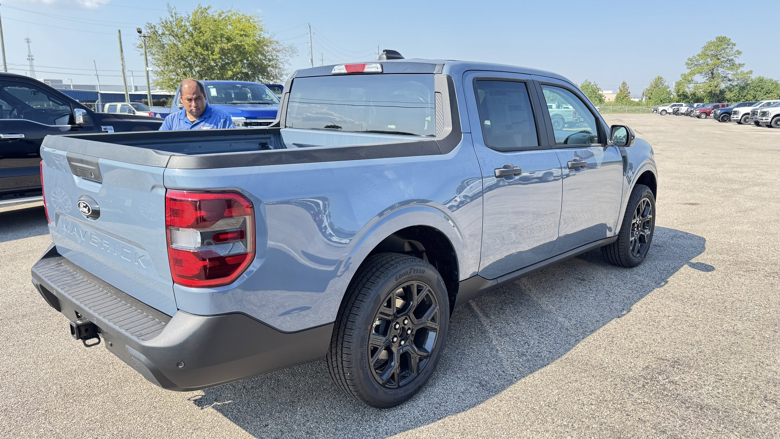 2025 Ford Maverick XLT photo 3