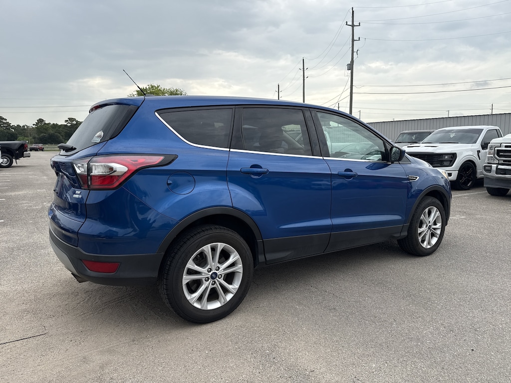 Used 2017 Ford Escape SE SUV