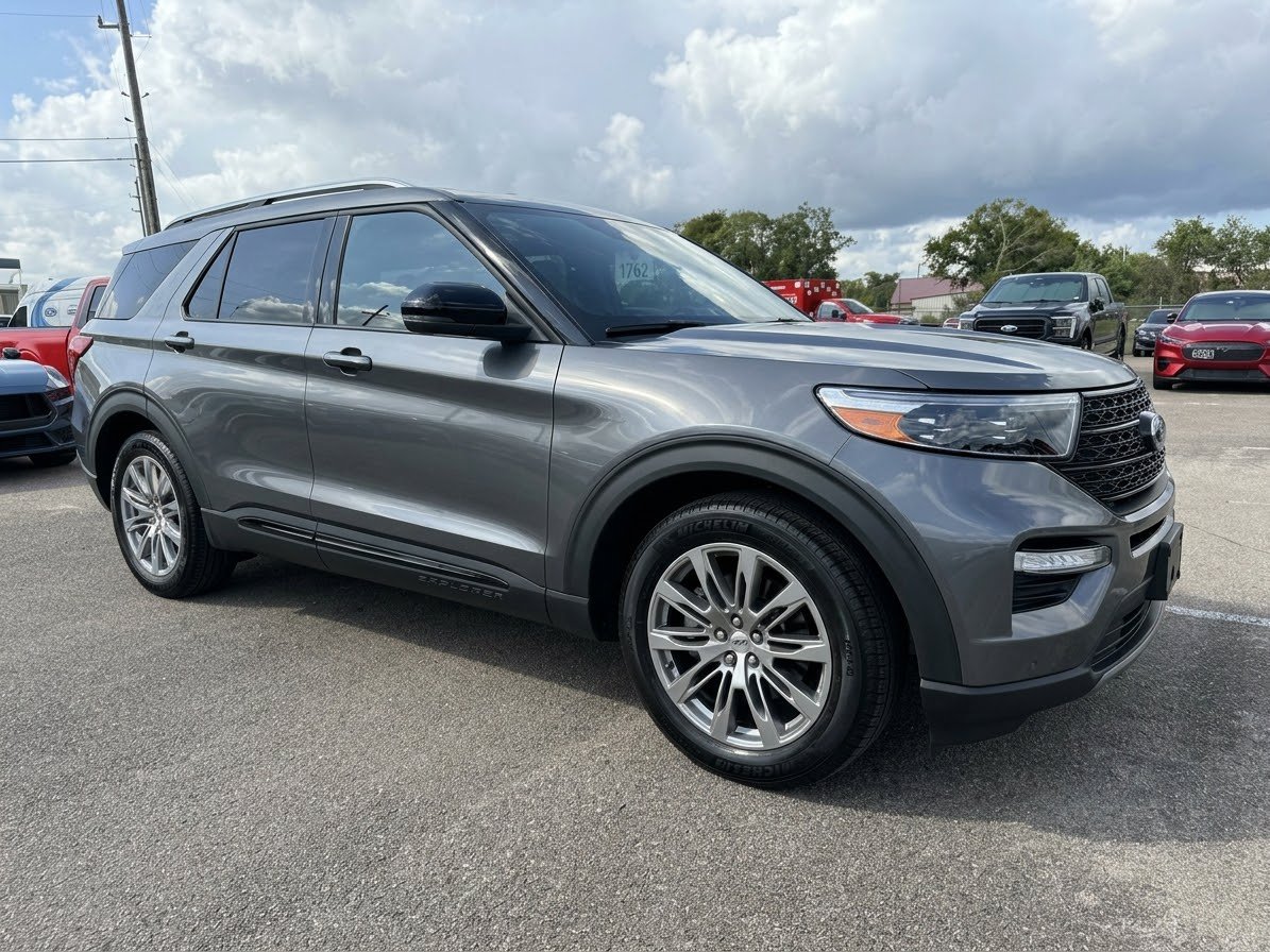 2025 Ford Explorer