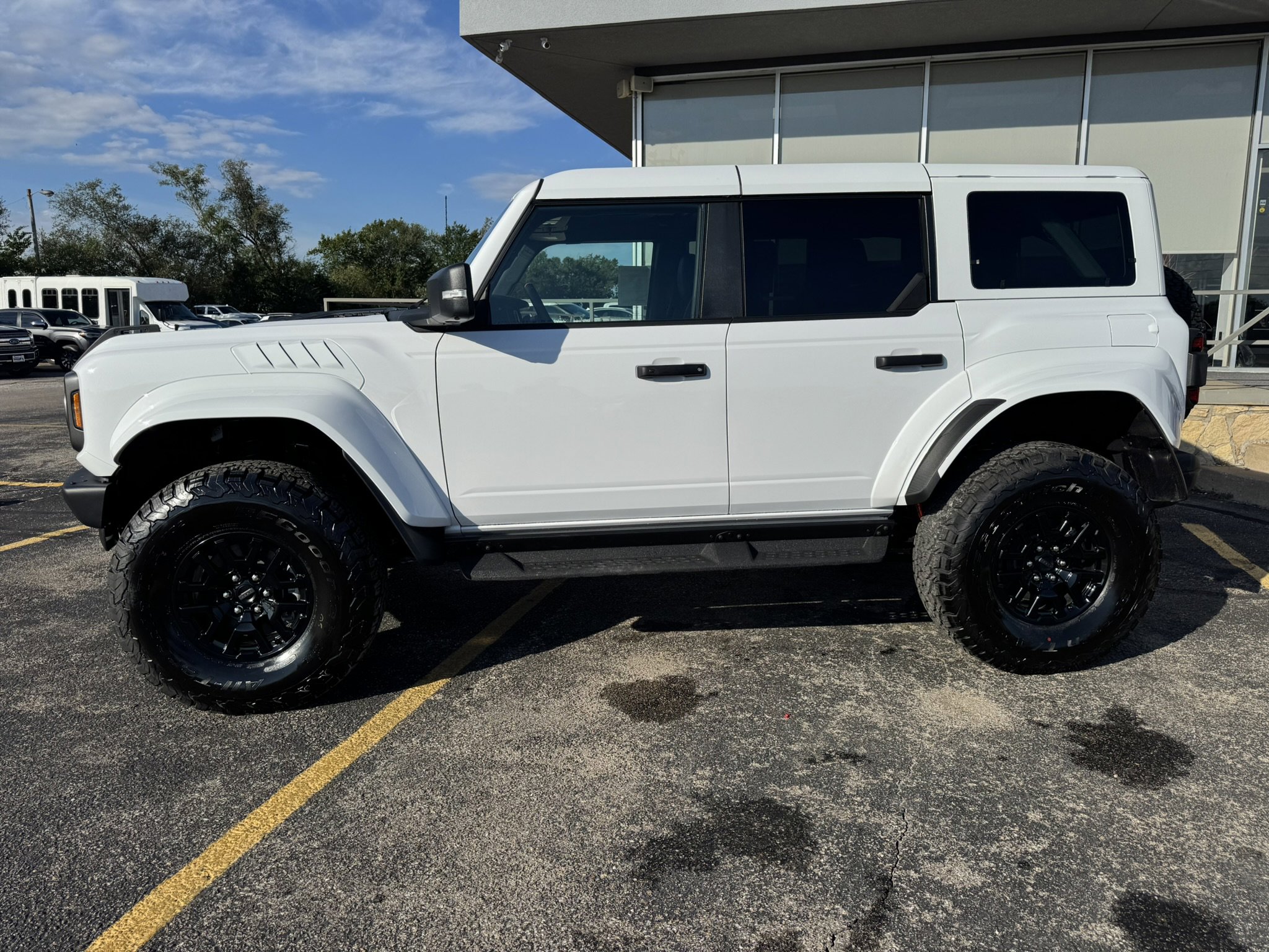 2025 Ford Bronco Raptor photo 2