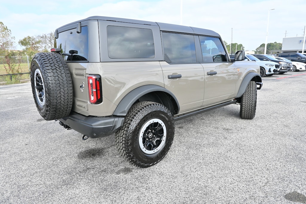 New 2025 Ford Bronco Badlands SUV