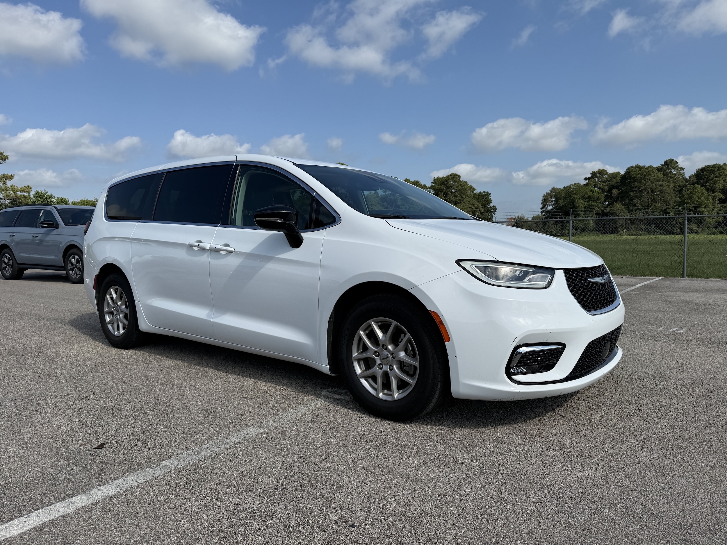 2024 Chrysler Pacifica