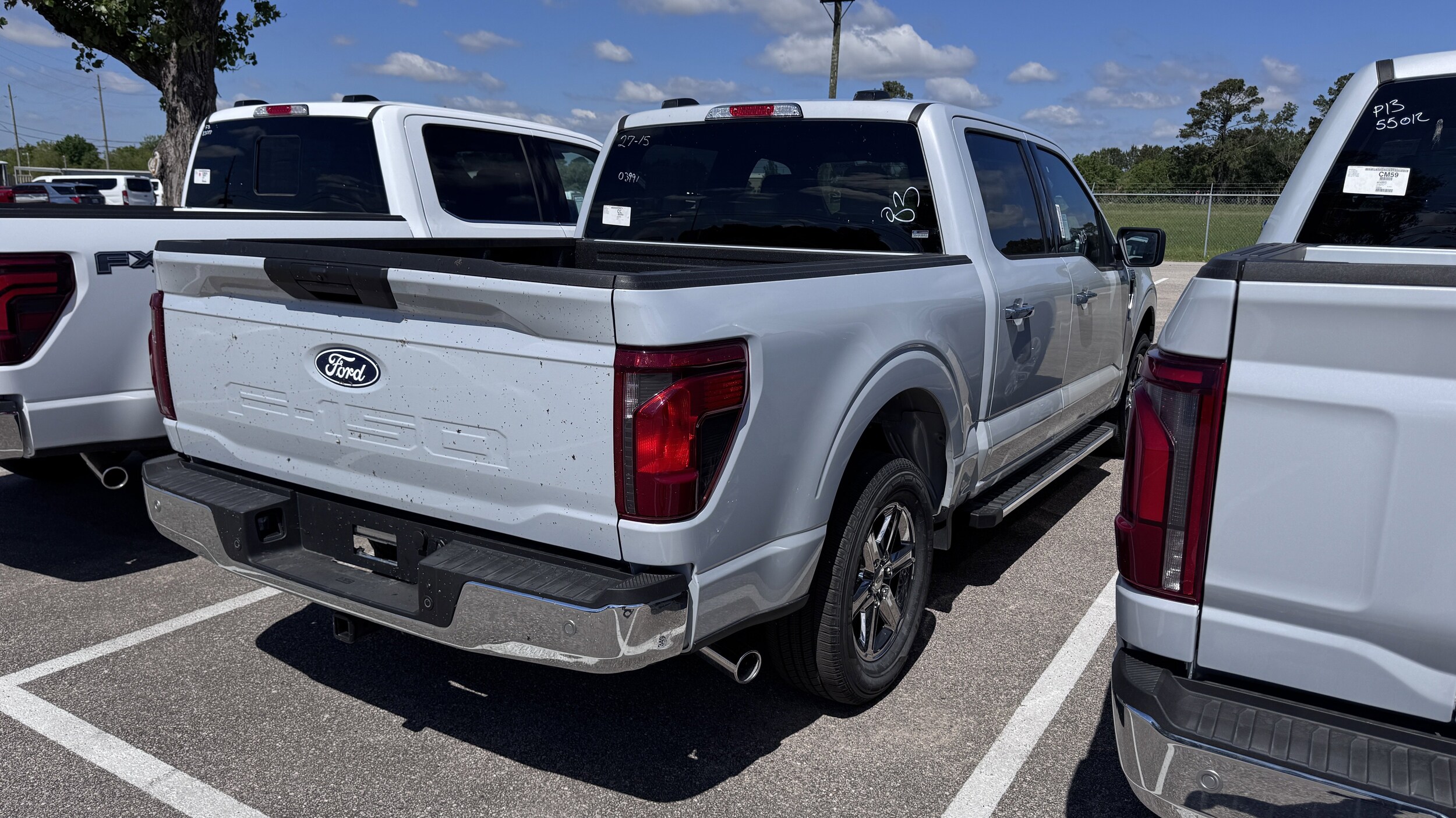 2025 Ford F-150 XLT photo 2