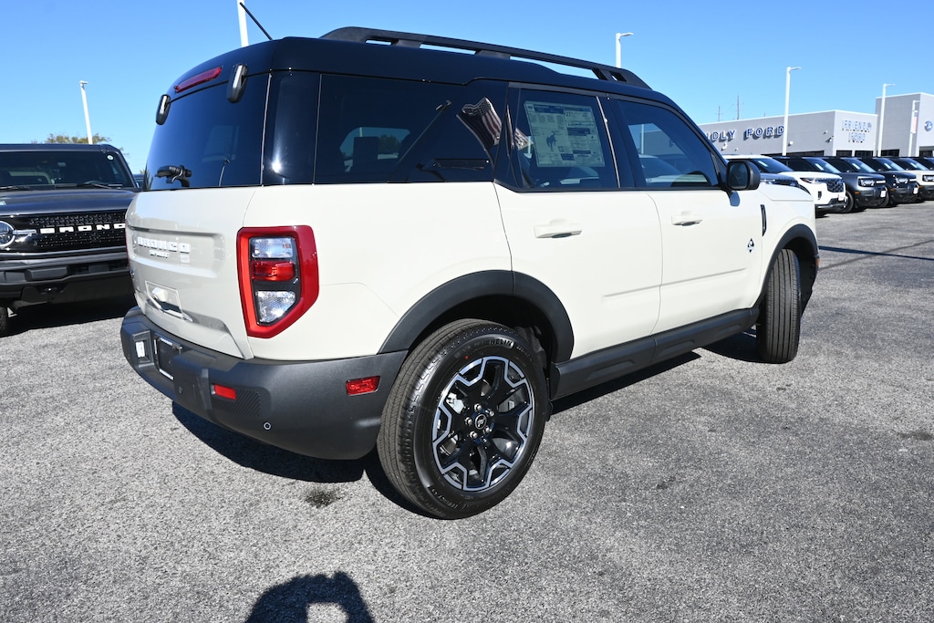 New 2025 Ford Bronco Sport Outer Banks SUV