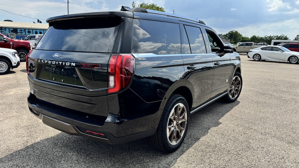 New 2027 Ford Expedition King Ranch SUV