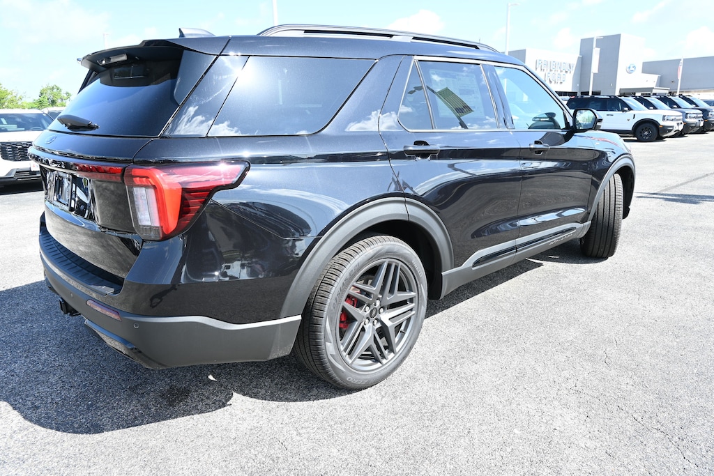 New 2026 Ford Explorer ST-Line SUV