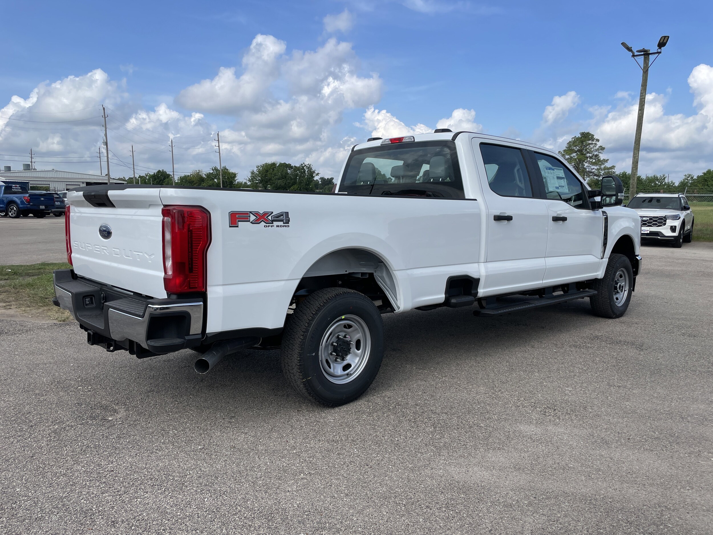 2026 Ford F-250 XL photo 3