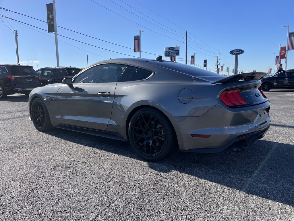 Used 2022 Ford Mustang Coupe