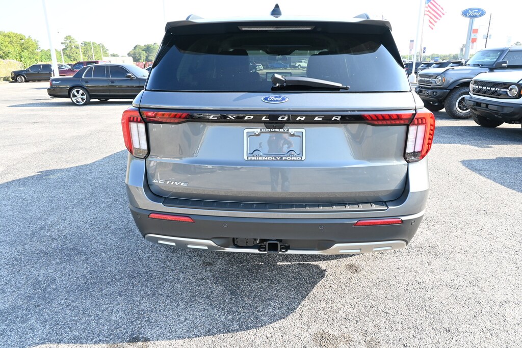 New 2025 Ford Explorer Active SUV