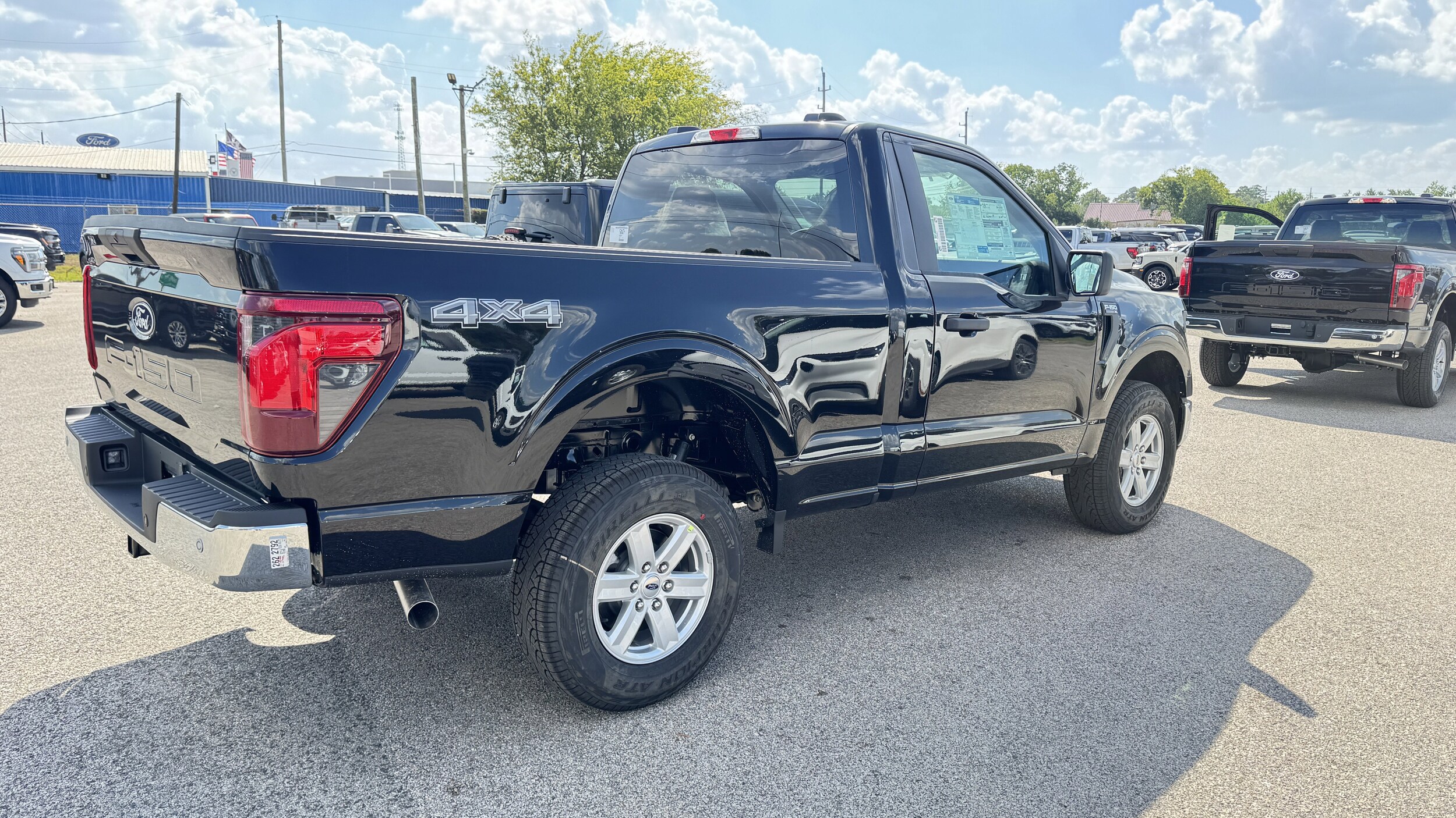 2025 Ford F-150 XL photo 3