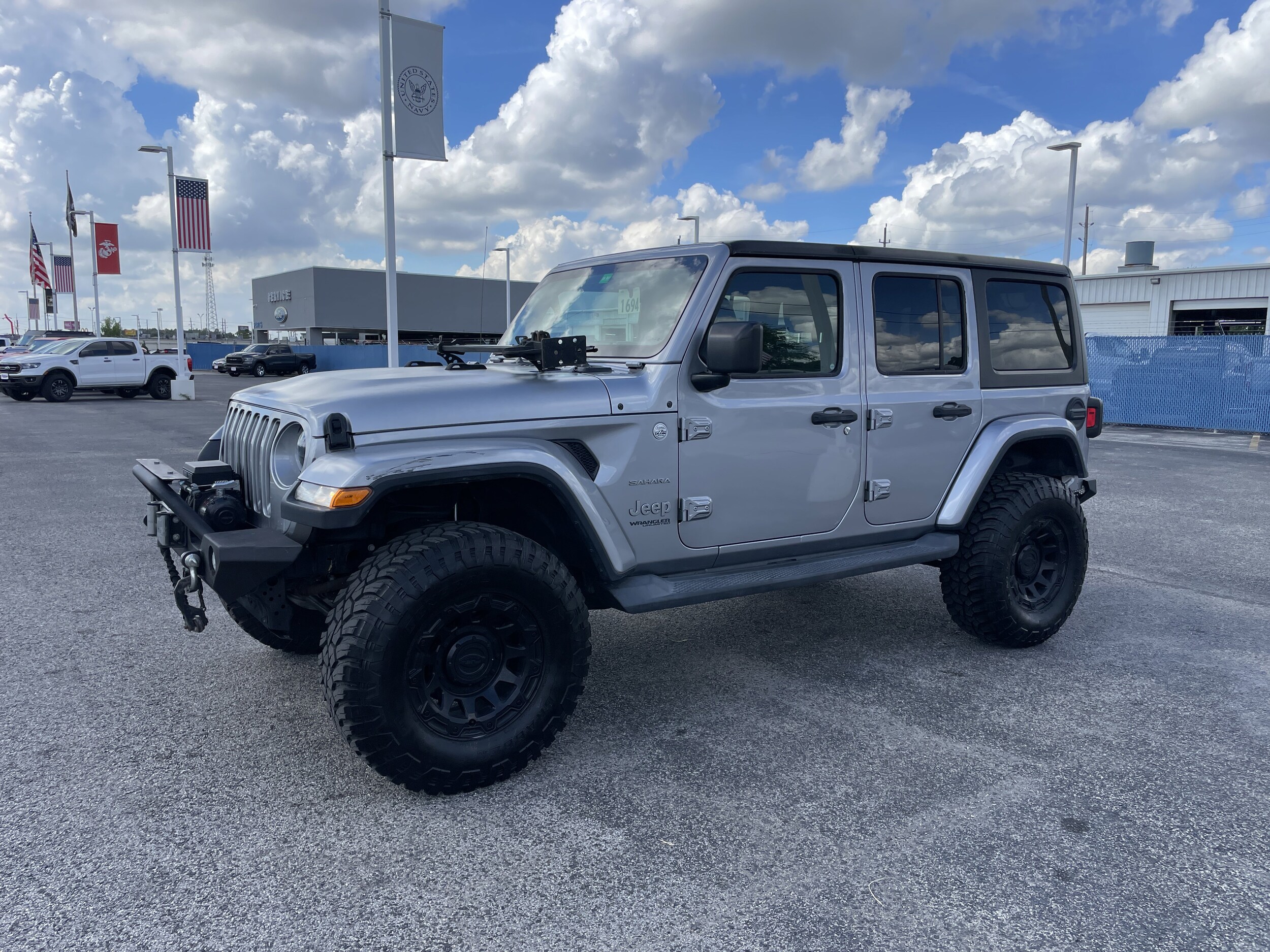 2019 Jeep Wrangler Unlimited Sahara photo 4
