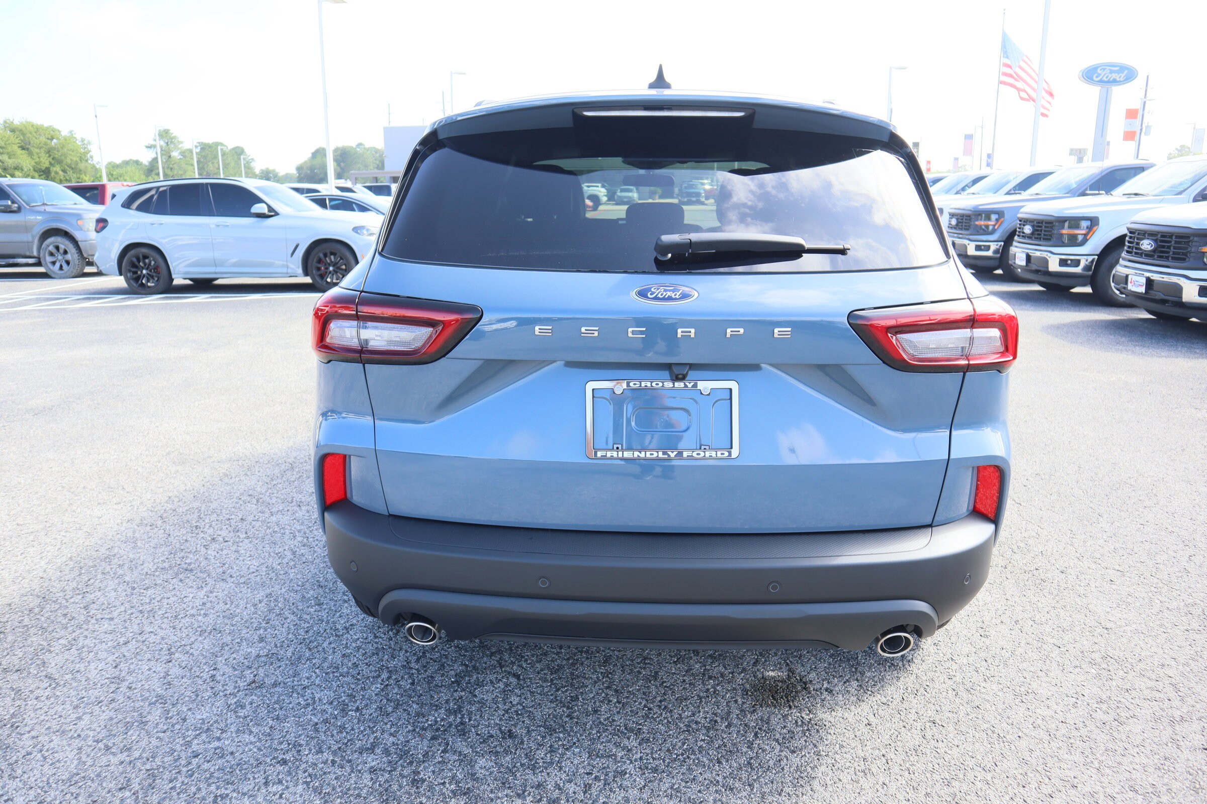 2025 Ford Escape ST-Line photo 4