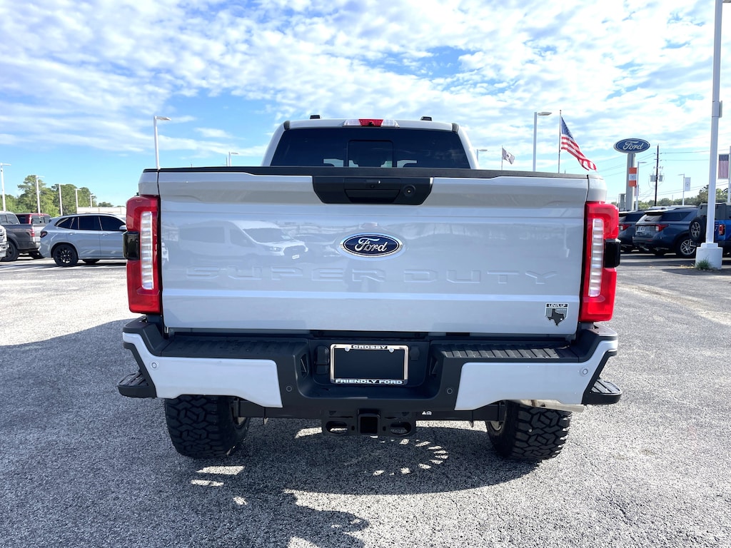 New 2025 Ford F-250 XL Truck Crew Cab