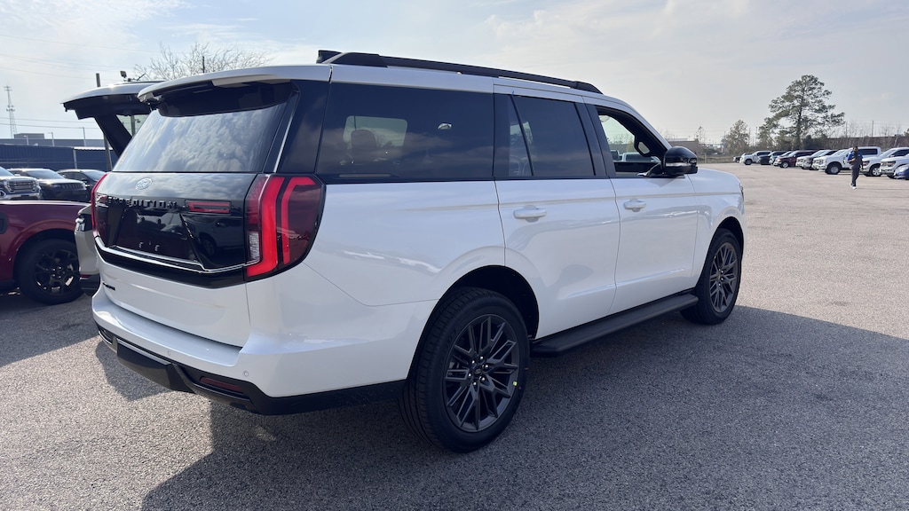 New 2026 Ford Expedition Platinum SUV