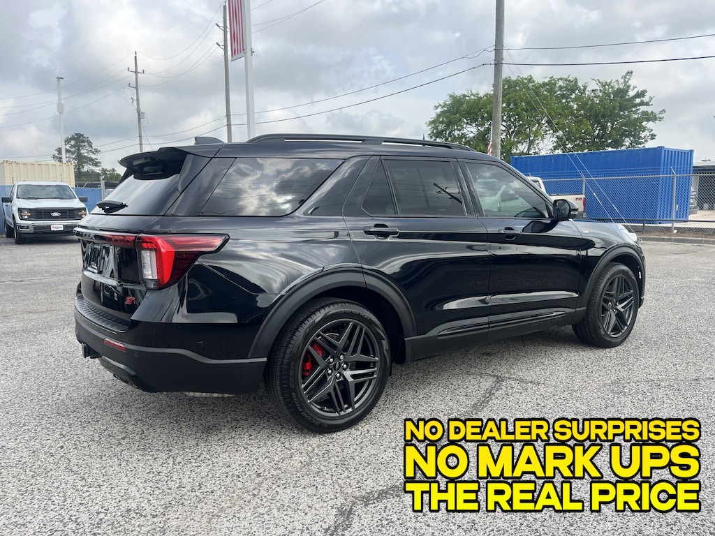 Used 2025 Ford Explorer ST-Line SUV