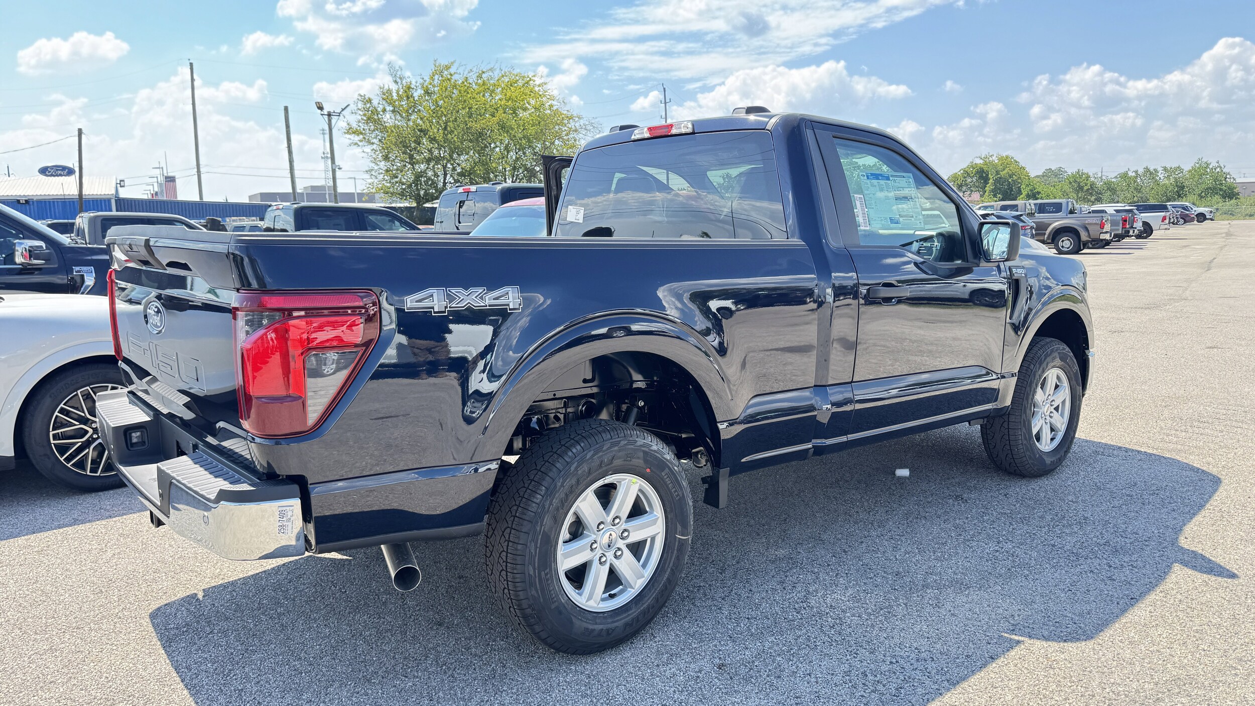 2025 Ford F-150 XL photo 3