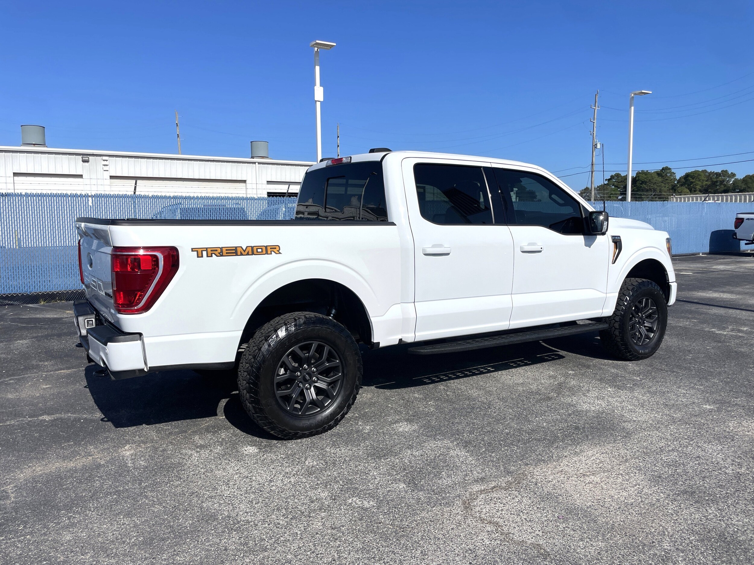 2023 Ford F-150 Tremor photo 2
