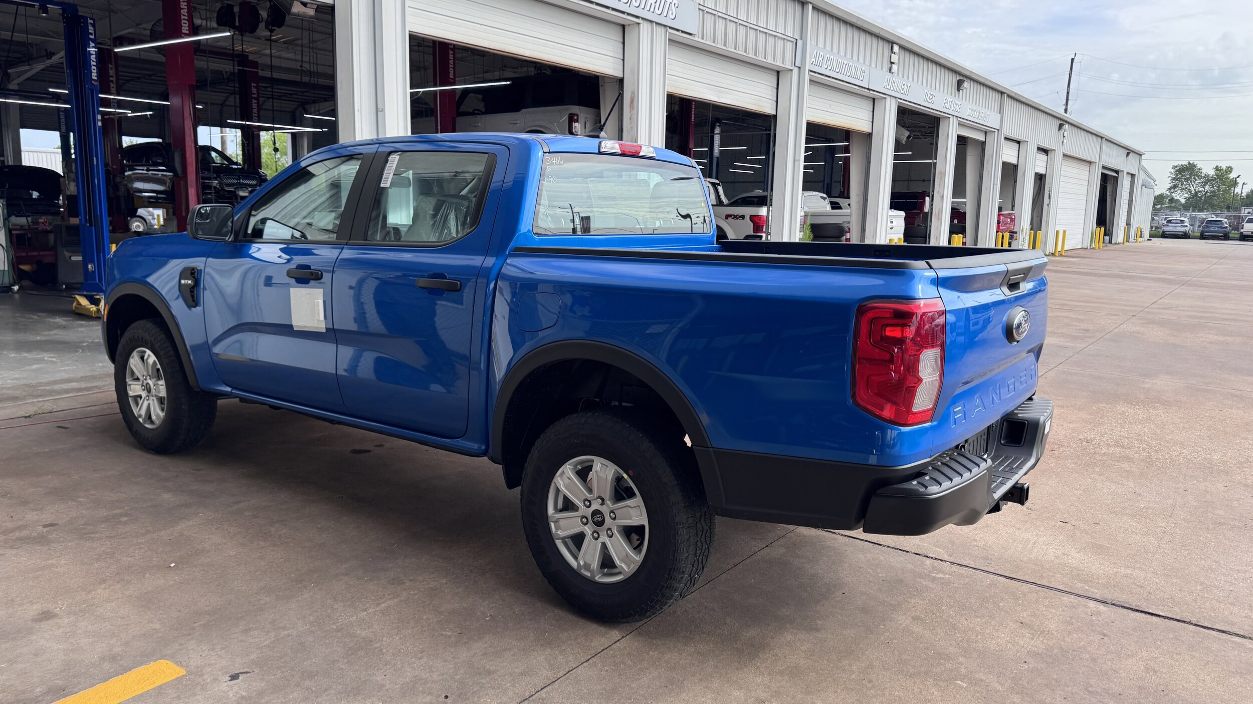 2025 Ford Ranger XL photo 4