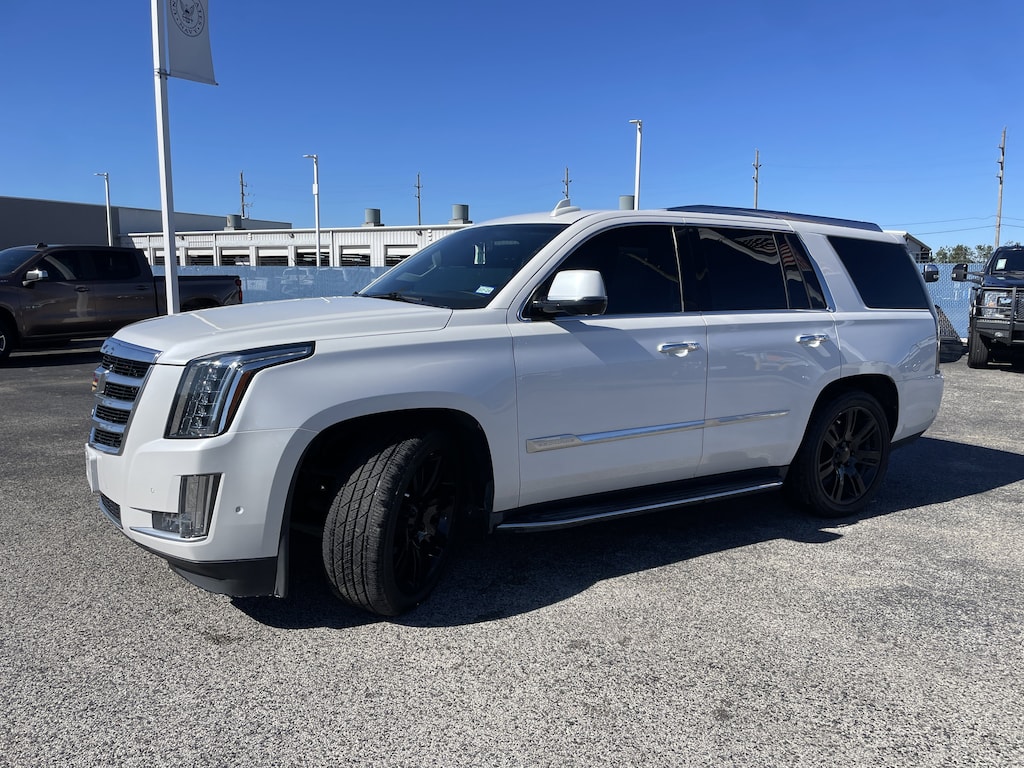 Used 2018 CADILLAC Escalade SUV