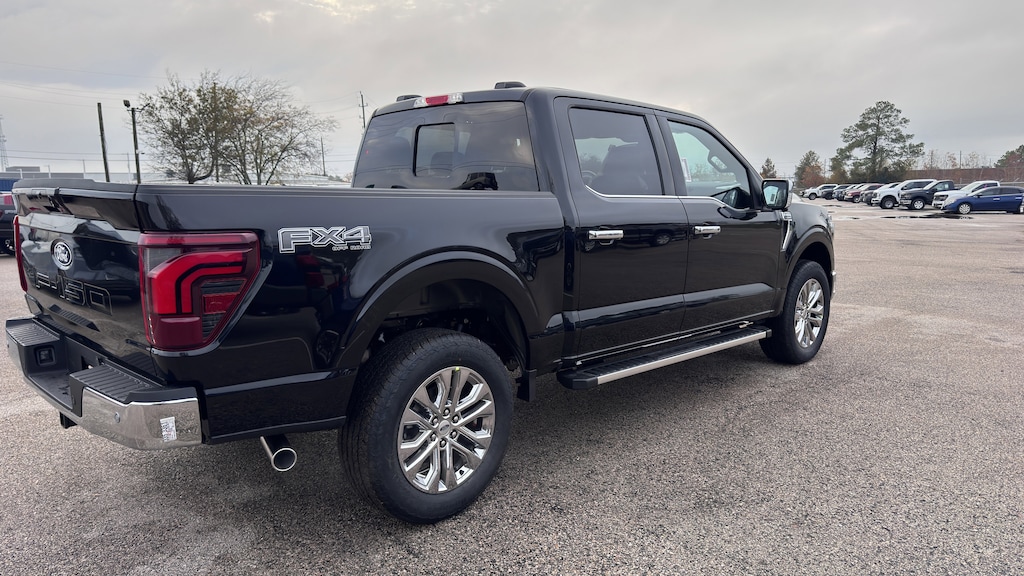 New 2025 Ford F-150 Lariat Truck SuperCrew Cab