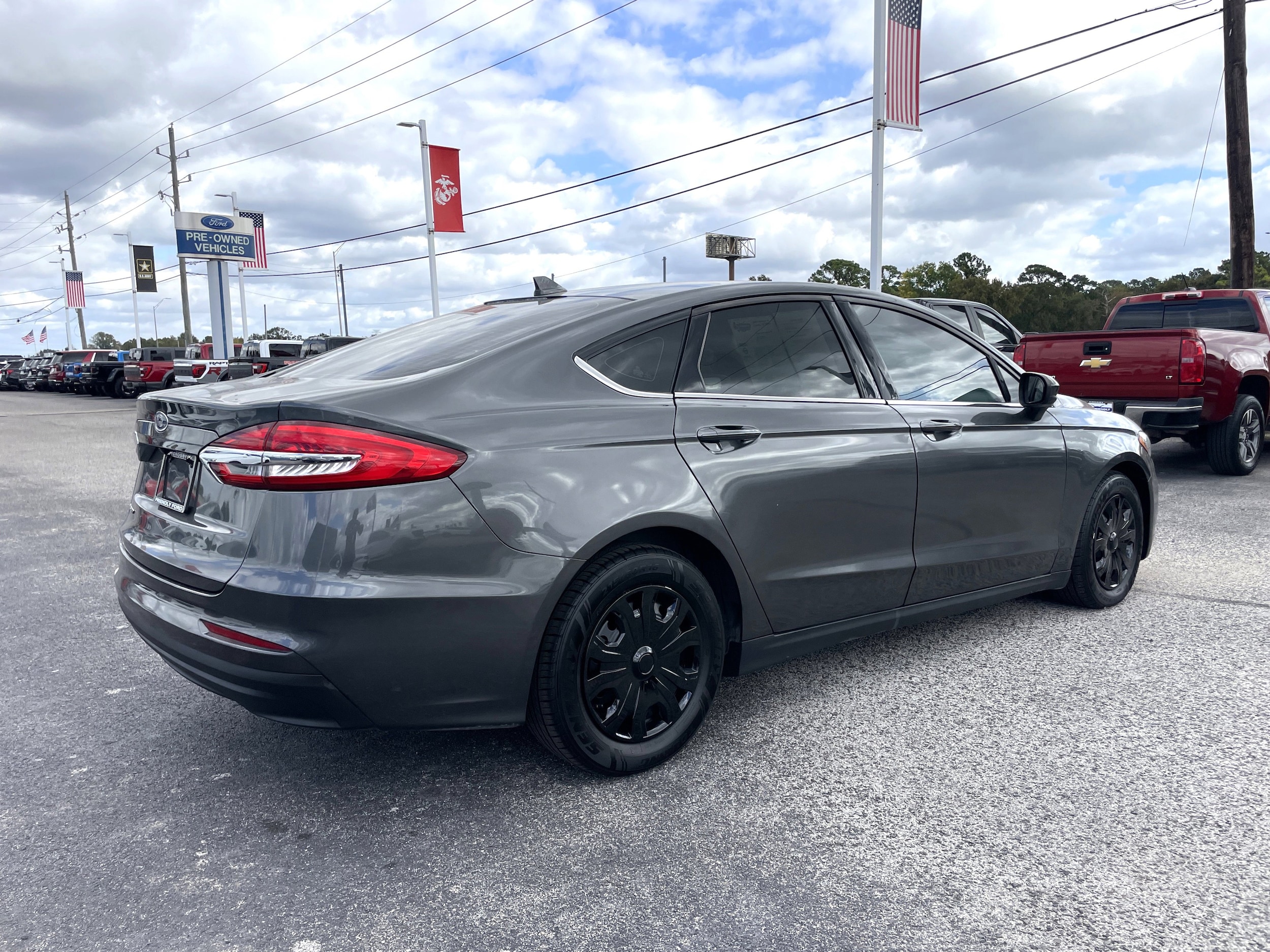 Used 2020 Ford Fusion S with VIN 3FA6P0G7XLR260571 for sale in Crosby, TX