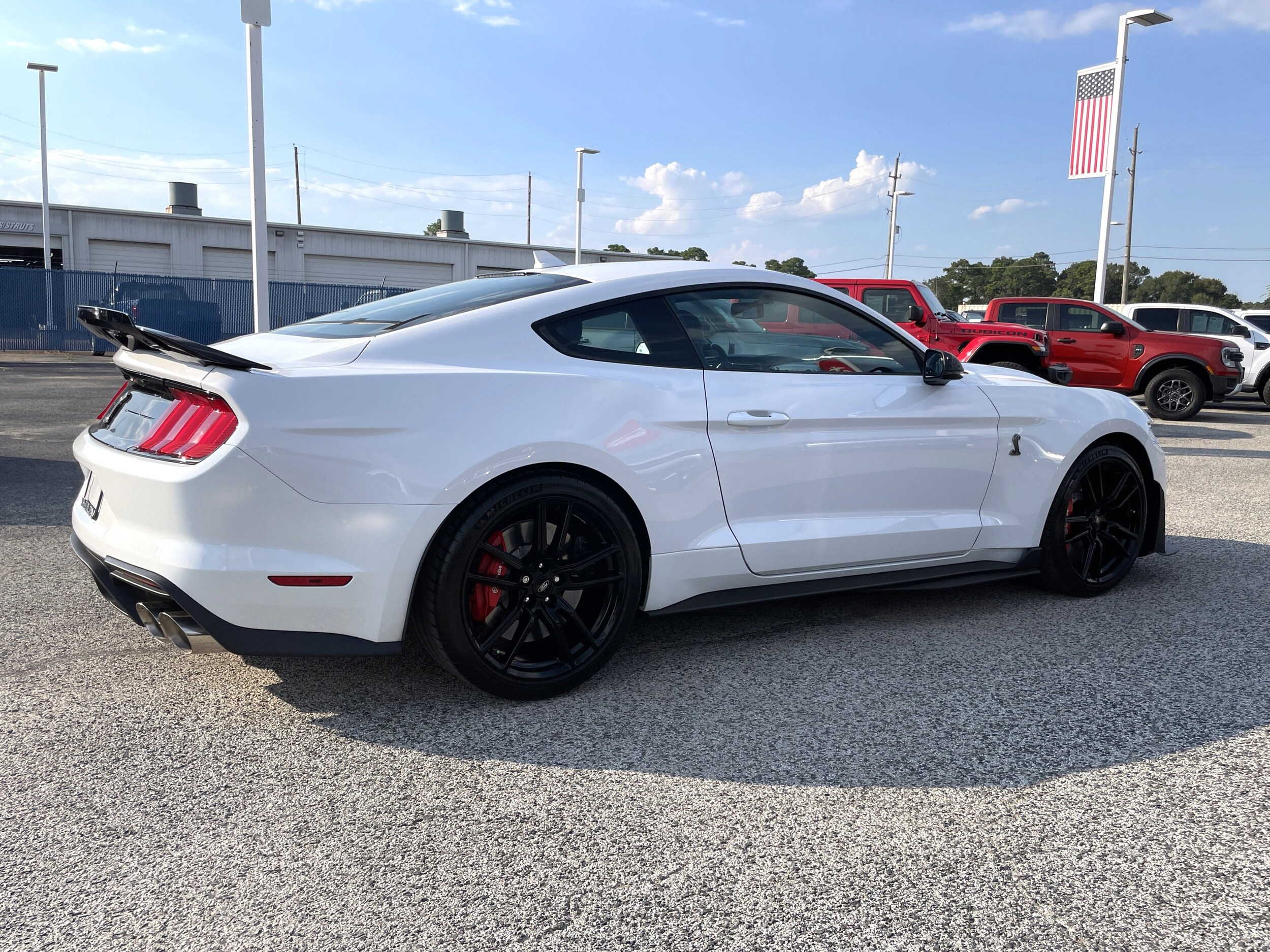 2021 Ford Mustang Shelby GT500 photo 2