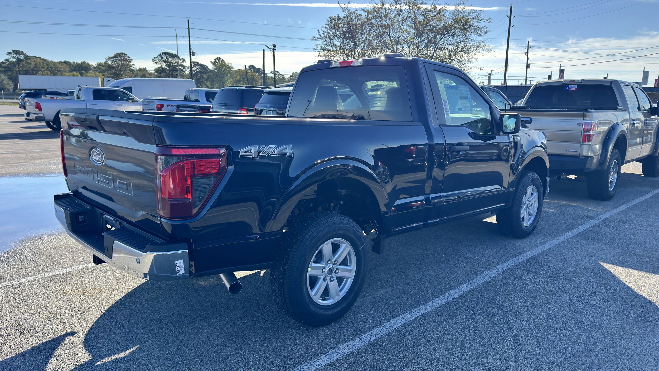 2025 Ford F-150 XL photo 3