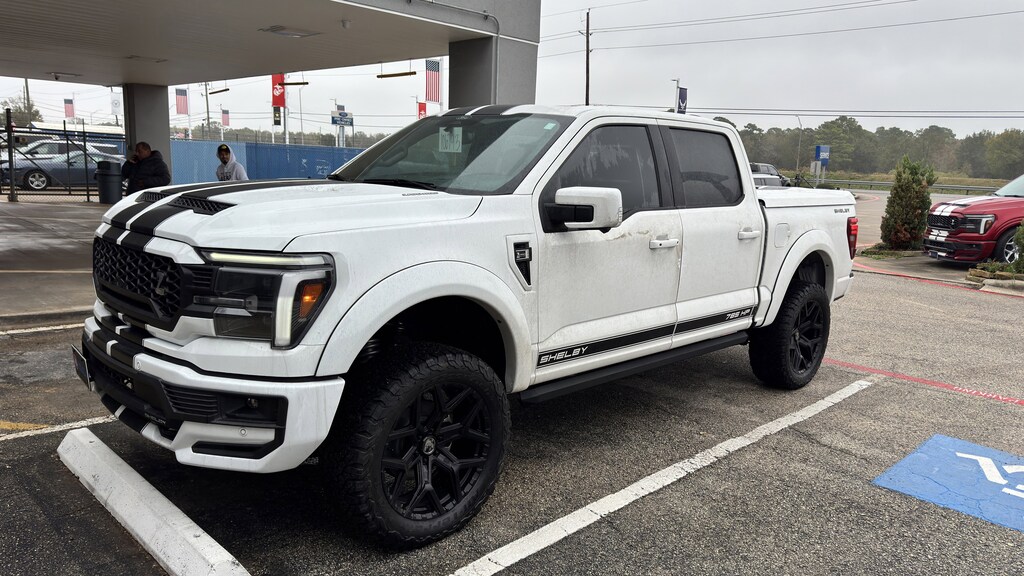 New 2025 Ford F-150 Lariat Truck SuperCrew Cab