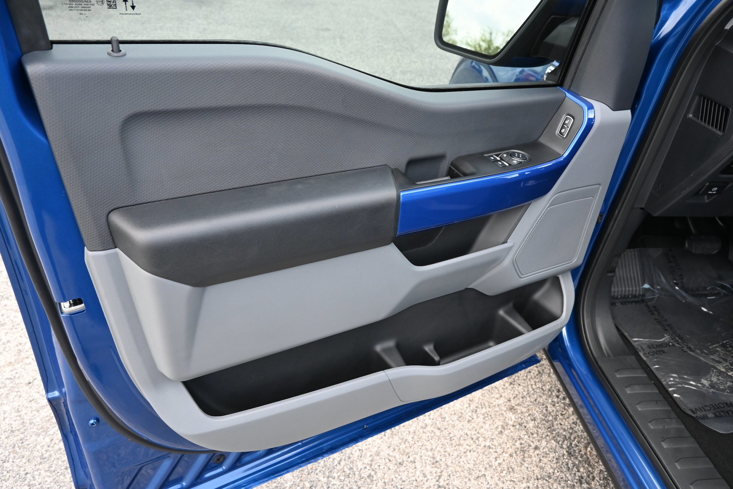 2025 Ford F-150 XL - Photo 14
