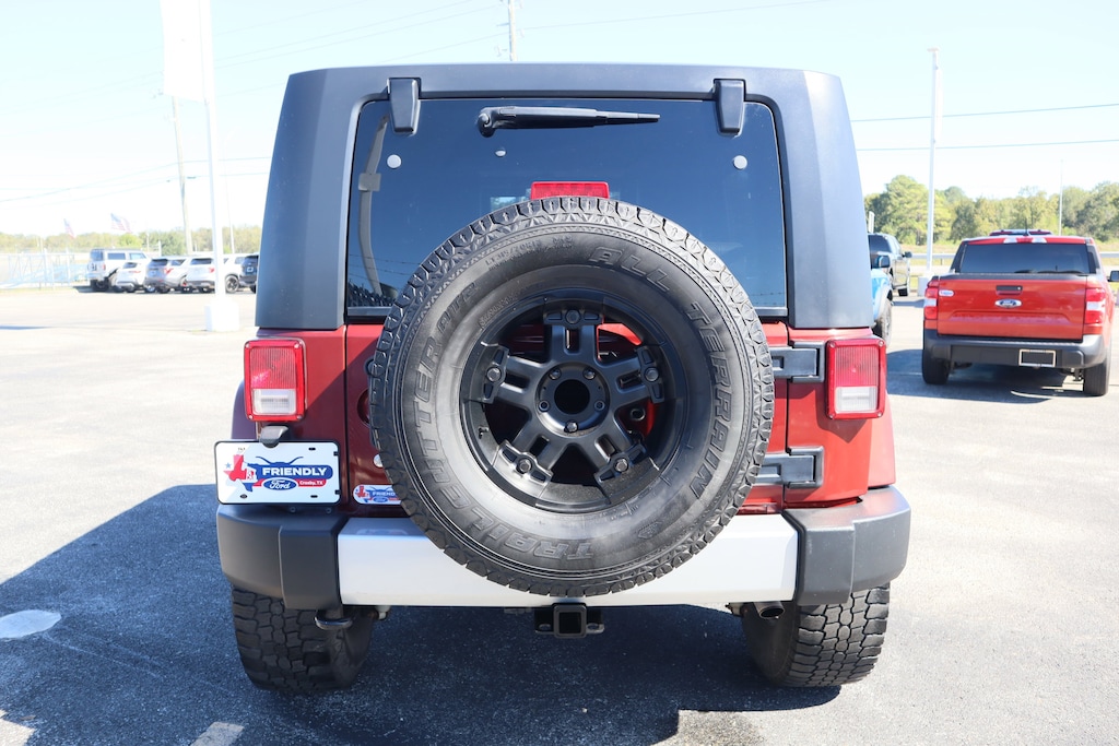 Used 2010 Jeep Wrangler Unlimited Sahara SUV